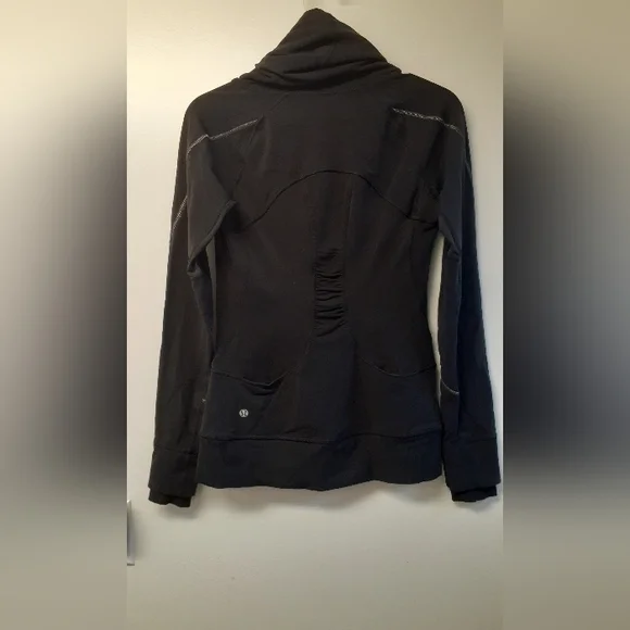 Black Lululemon cowl-neck sweater - size 4 - Picture 2 of 6